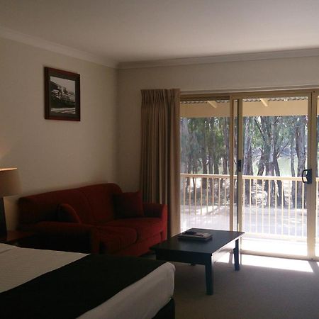 Murray Waters Motor Inn & Apartments Koondrook Номер фото